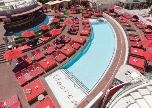 Mandalay Bay pools