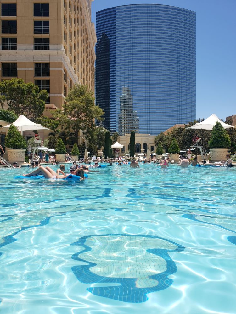 Bellagio Pool