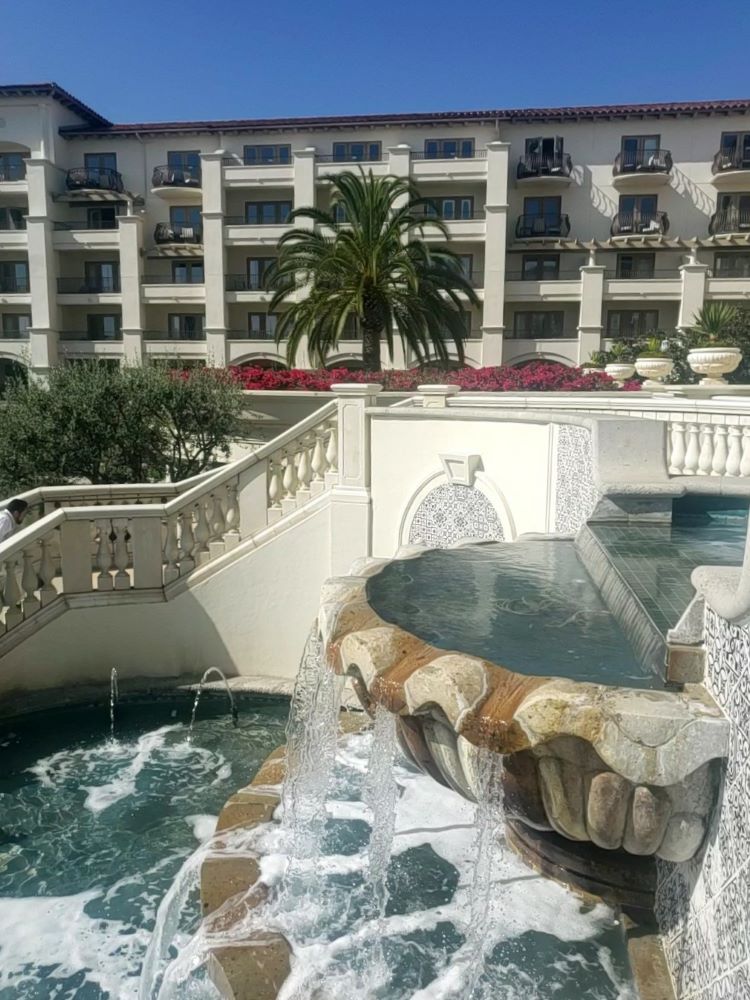 Waldorf Astoria Monarch Beach Resort fountain