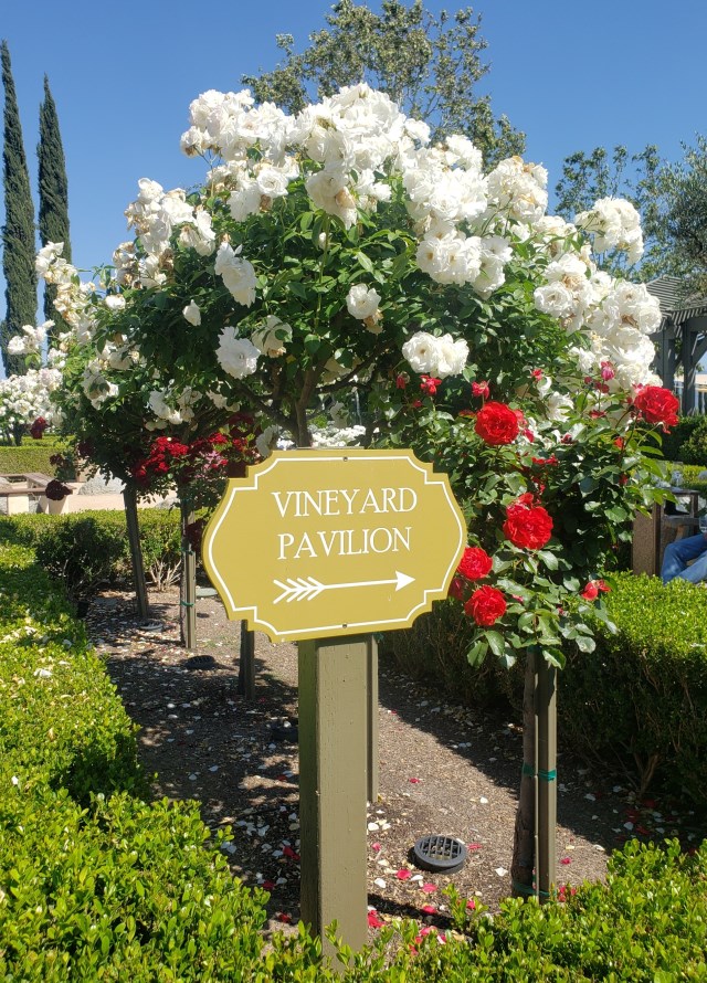 Temecula wine hotel Ponte sign