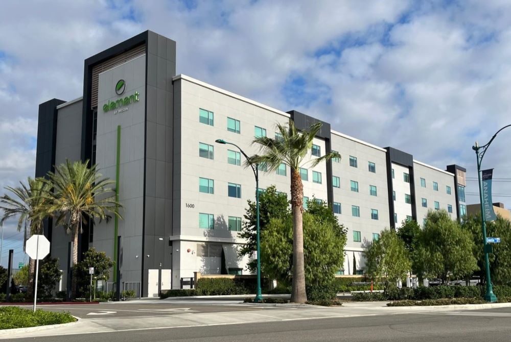 Hotels with bunk beds near Disneyland - The Element Anaheim Resort