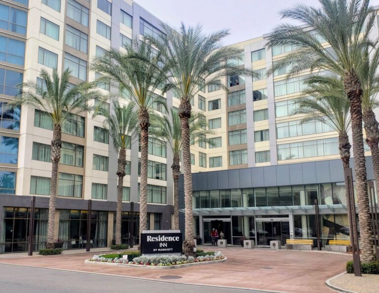 Residence Inn Hotel walking distance to Disneyland