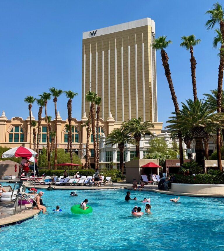 W Las Vegas Resort Pool