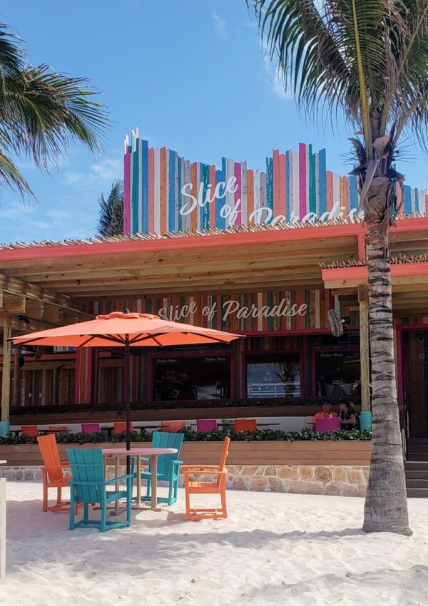 Where to Eat at CocoCay: Restaurants, Food & What’s Included